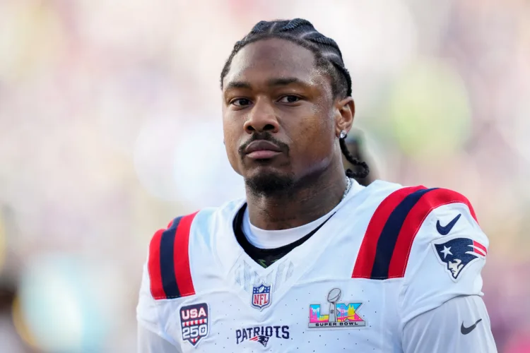 Stefon Diggs is signing with the Washington Commanders